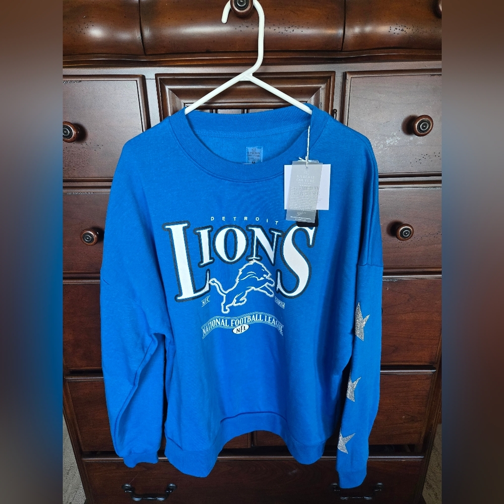 NWT, Detroit Lions Blue Sweatshirt, Sz. M, Oversized